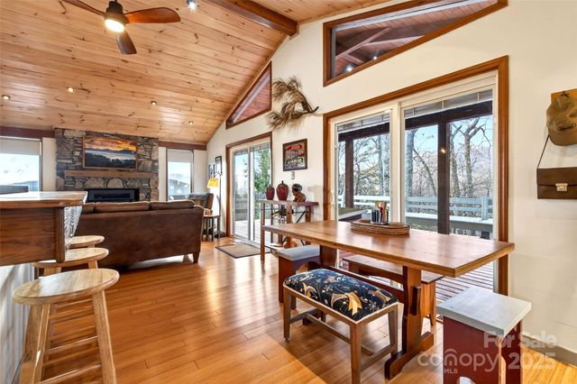 3107 Mckenzie Way N, Old Fort, NC 28762