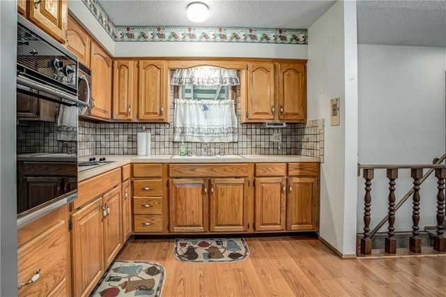 8101 E 90 Terrace, Kansas City, MO 64138