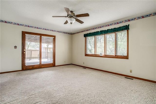 8101 E 90 Terrace, Kansas City, MO 64138