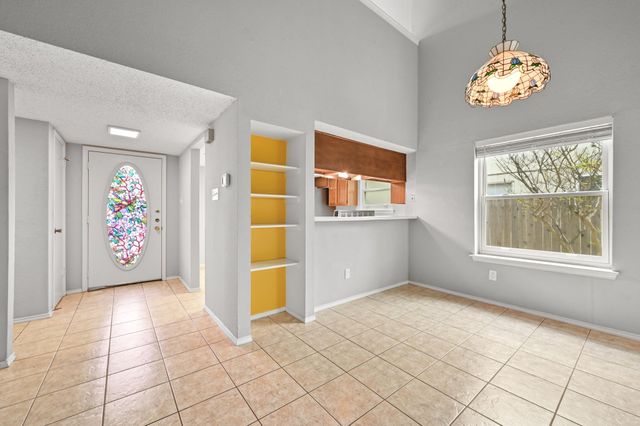 4009 Alexandria DR, Austin, TX 78749
