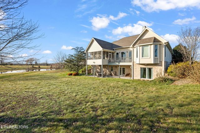 135 Austin Lane, Deer Lodge, TN 37726