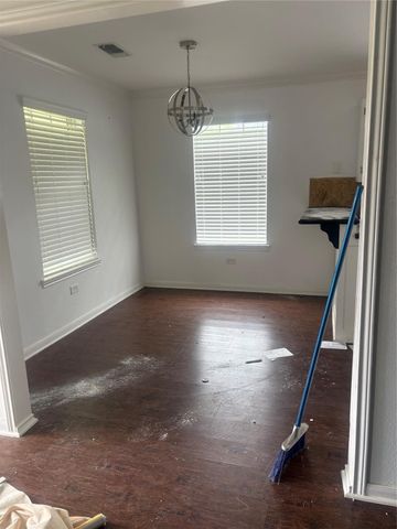 5111 Shirley Street, Baytown, TX 77521