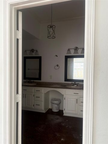 5111 Shirley Street, Baytown, TX 77521