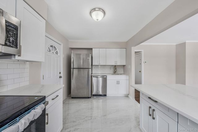 526 Albert Street, East Meadow, NY 11554