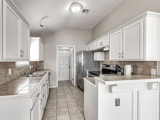 4908 SE 89th Terrace, Oklahoma City, OK 73135