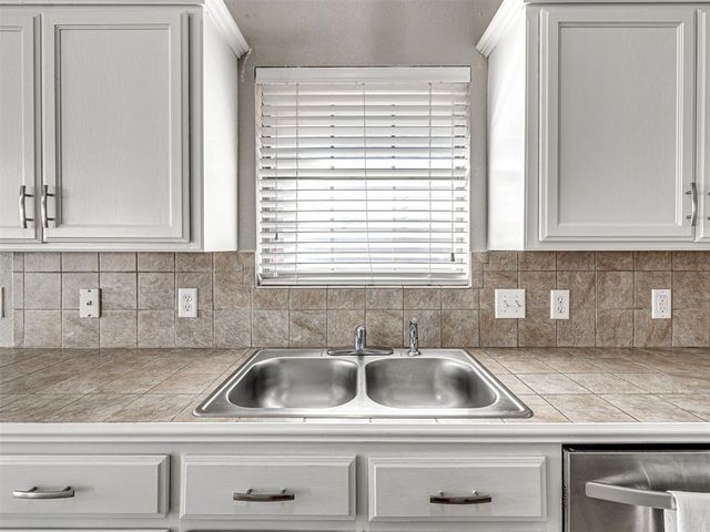 4908 SE 89th Terrace, Oklahoma City, OK 73135