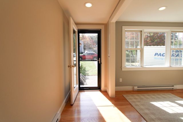 31 Governor Andrew Road, Hingham, MA 02043