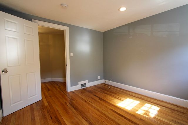 31 Governor Andrew Road, Hingham, MA 02043