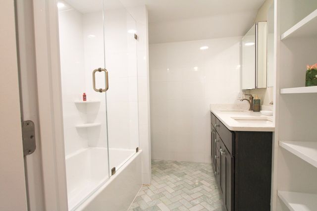 31 Governor Andrew Road, Hingham, MA 02043
