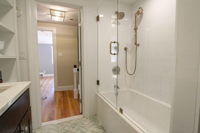 31 Governor Andrew Road, Hingham, MA 02043