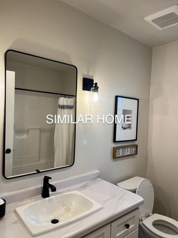 N8864 GALWAY LANE, Menasha, WI 54952