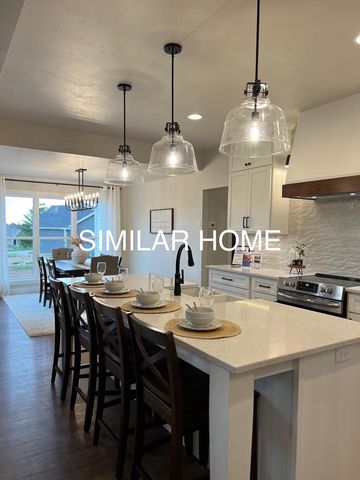 N8864 GALWAY LANE, Menasha, WI 54952