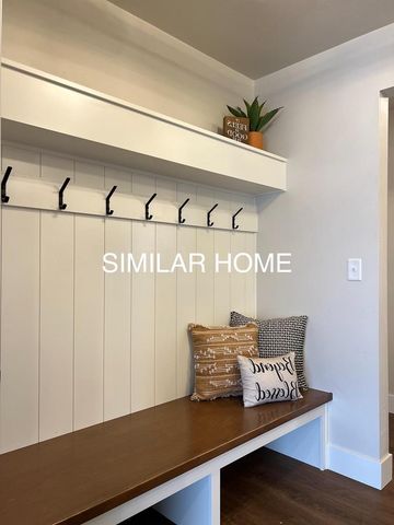 N8864 GALWAY LANE, Menasha, WI 54952