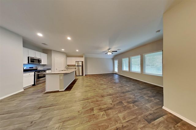 7139 St Kitts Drive, Conroe, TX 77304