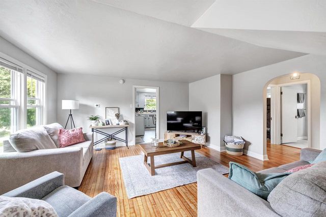 1307 S CLAY STREET, Green Bay, WI 54301