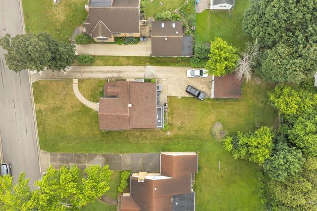 1307 S CLAY STREET, Green Bay, WI 54301