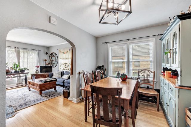 1307 S CLAY STREET, Green Bay, WI 54301