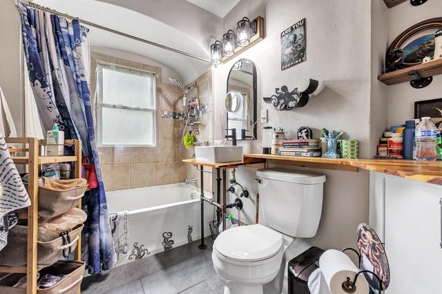 1307 S CLAY STREET, Green Bay, WI 54301