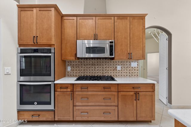 1170 Golf Club Road, Las Cruces, NM 88011