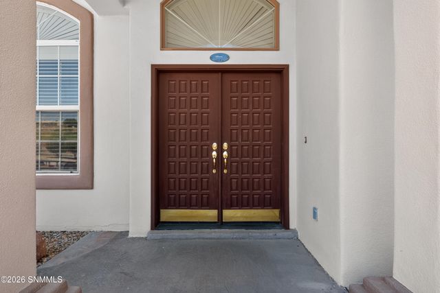 1170 Golf Club Road, Las Cruces, NM 88011
