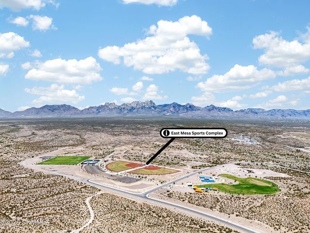 1170 Golf Club Road, Las Cruces, NM 88011