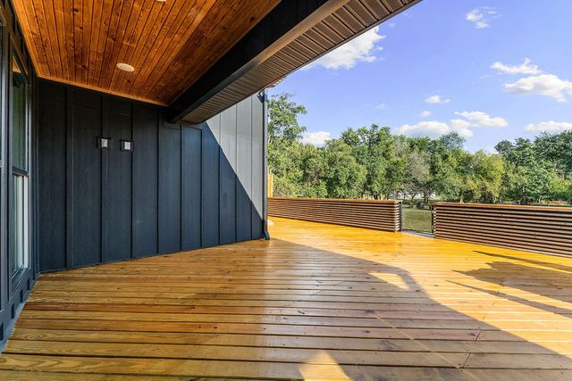 412 NW Cowan Avenue, Gentry, AR 72734