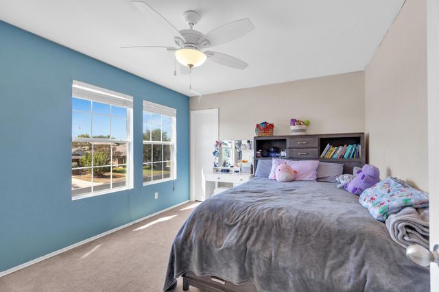 111 S Creekbend DR, Hutto, TX 78634