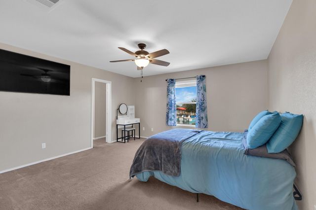 111 S Creekbend DR, Hutto, TX 78634