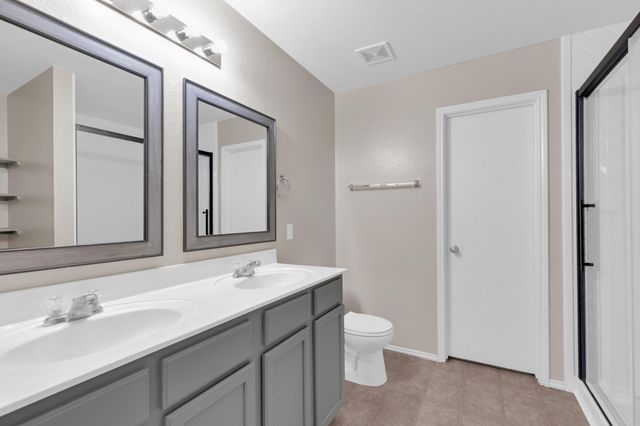 111 S Creekbend DR, Hutto, TX 78634