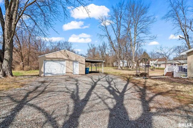 3765 Pet Cemetery Road, Springfield, IL 62707