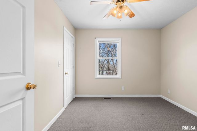 3765 Pet Cemetery Road, Springfield, IL 62707