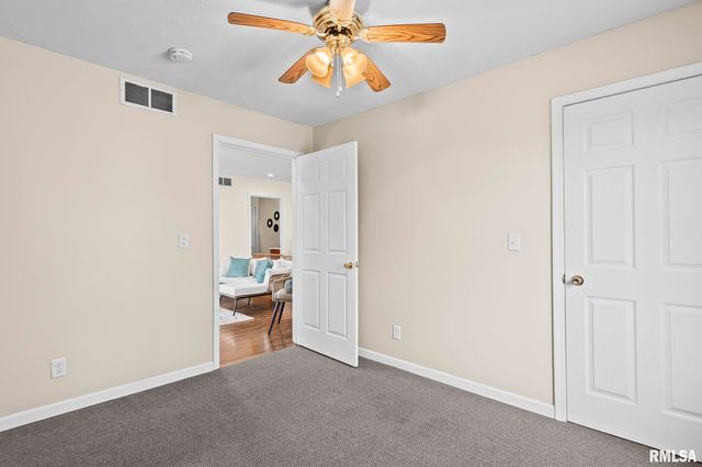 3765 Pet Cemetery Road, Springfield, IL 62707