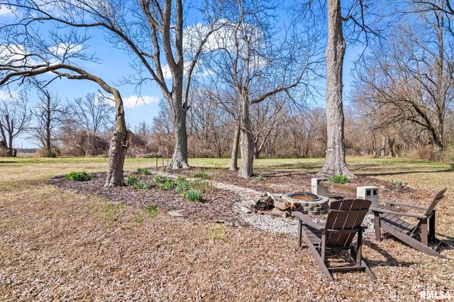 3765 Pet Cemetery Road, Springfield, IL 62707