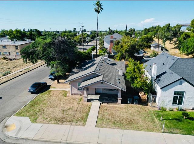 2901 E Olive Avenue, Fresno, CA 93701