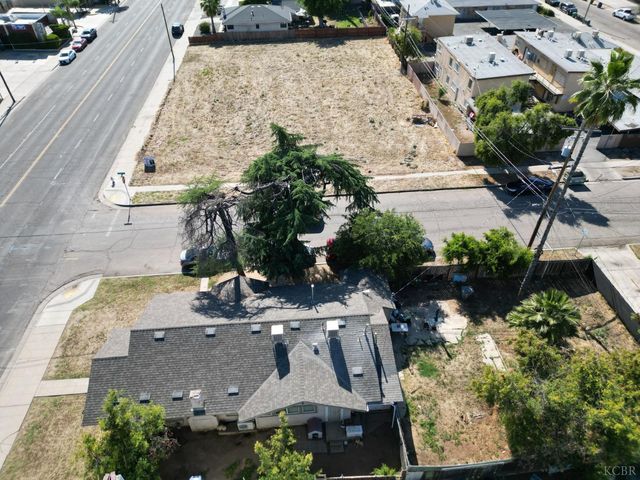 2901 E Olive Avenue, Fresno, CA 93701