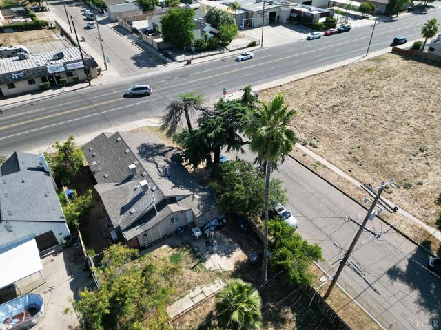 2901 E Olive Avenue, Fresno, CA 93701