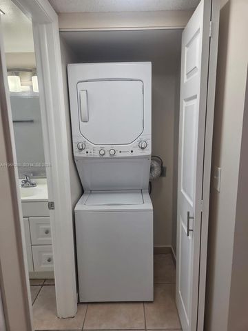 11342 Taft St 11342, Pembroke Pines, FL 33026