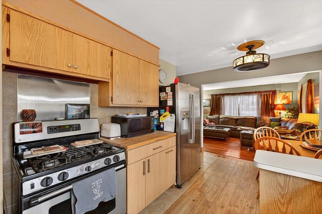 7849 Pershing BOULEVARD, Kenosha, WI 53142