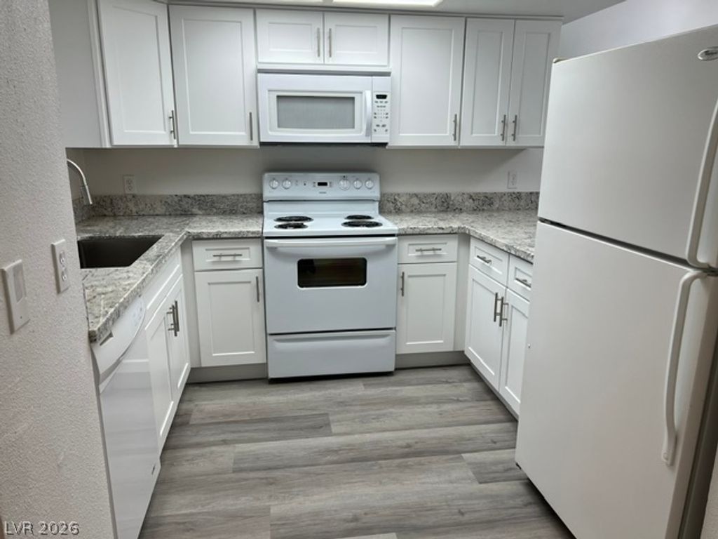 3823 South Maryland Parkway P4, Las Vegas, NV 89119
