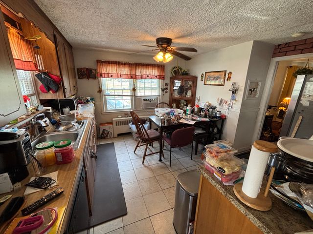 182 Broad Street, Manchester, CT 06042
