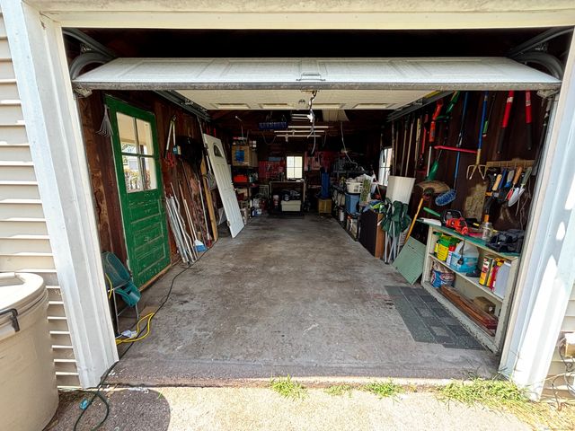 182 Broad Street, Manchester, CT 06042