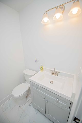 105 N 12th Avenue, Melrose Park, IL 60160