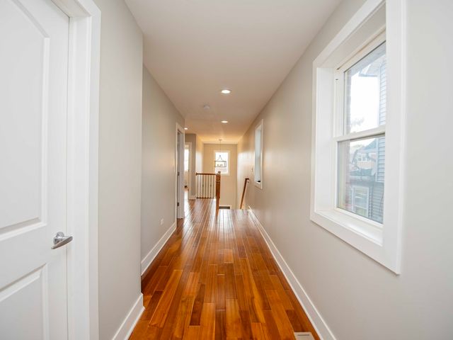 105 N 12th Avenue, Melrose Park, IL 60160