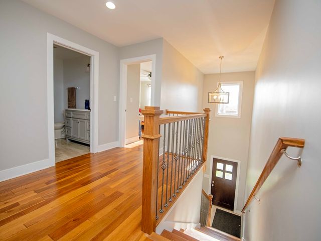 105 N 12th Avenue, Melrose Park, IL 60160