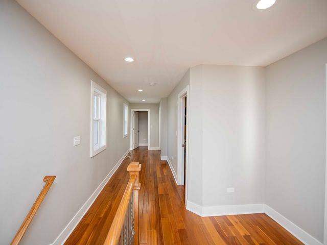 105 N 12th Avenue, Melrose Park, IL 60160