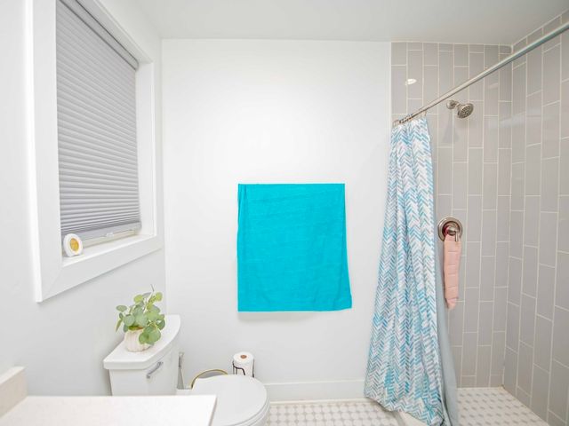 105 N 12th Avenue, Melrose Park, IL 60160