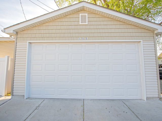 105 N 12th Avenue, Melrose Park, IL 60160