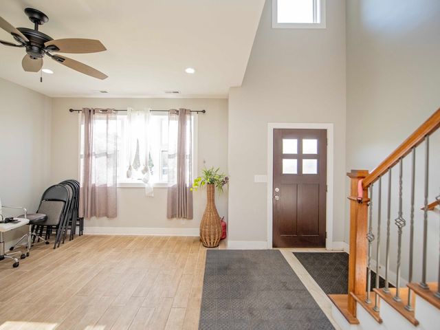 105 N 12th Avenue, Melrose Park, IL 60160