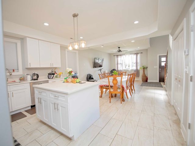 105 N 12th Avenue, Melrose Park, IL 60160