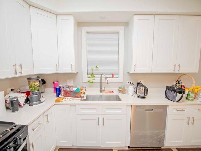 105 N 12th Avenue, Melrose Park, IL 60160